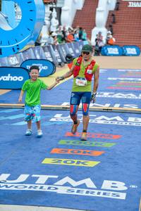 BIB: 5185
                            <button type="button" onclick="openModal(22756271)" class="btn btn-primary btn-sm float-right btn-popup" data-toggle="modal" data-target=".modal-high-quality">
                        <i class="fas fa-shopping-cart"></i> Add to Cart
                    </button>
                                            <button type="button" onclick="isThisMe(22756271, true)" class="btn btn-success btn-sm float-right btn-popup btn-isme hidden" data-toggle="tooltip" data-placement="bottom" title="นี่คือรูปของคุณใช่ไหม คลิกที่นี่เพื่อเอาเข้าอัลบั้ม">
                        <i class="fas fa-plus"></i> Add to album
                    </button>
                    <button type="button" onclick="isThisMe(22756271, false)" class="btn btn-warning btn-sm float-right btn-popup btn-isnotme hidden">
                        <i class="fas fa-ban"></i> Remove from album
                    </button>